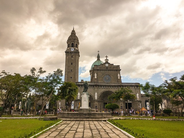 image from best-places-to-stay-in-Manila